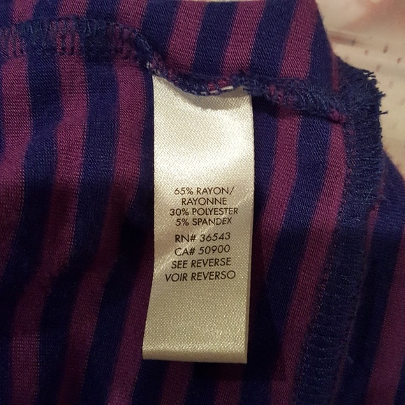 Short sleeve knit top - Picture 5 of 5